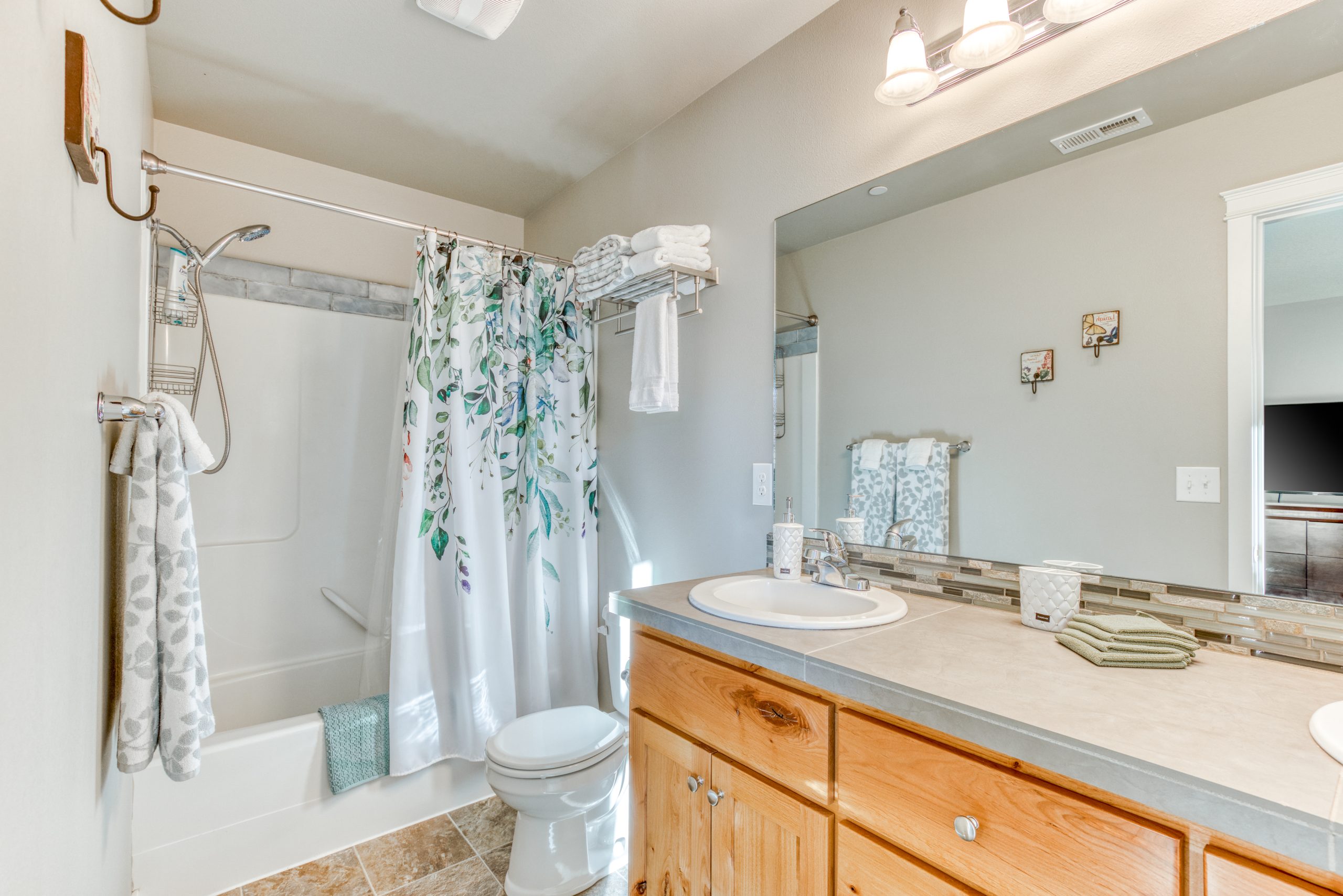 Ensuite master bath.